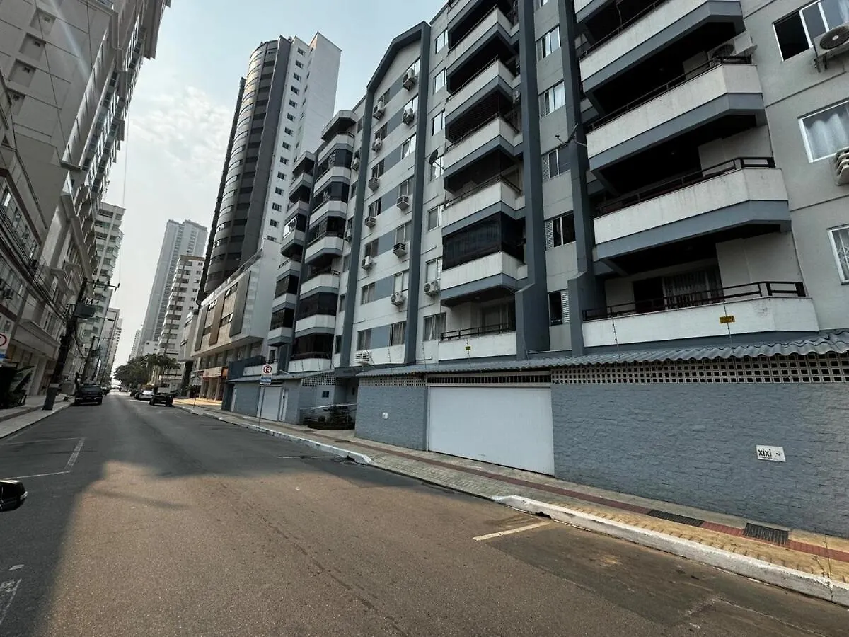 Apartamento Com Otima Localizacao E Terraco Incrivel Balneário Camboriú 0*,  巴西